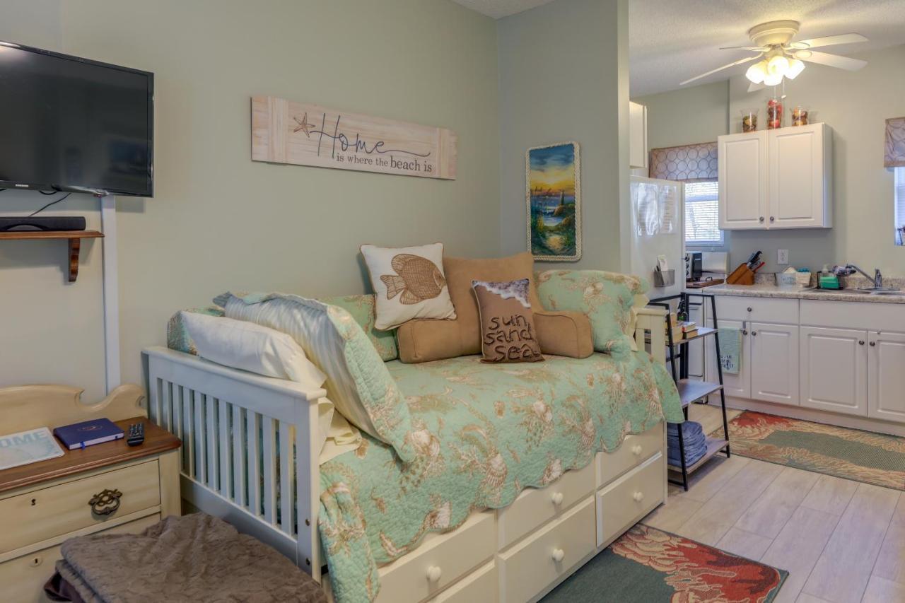 Sneads Ferry Vacation Rental Studio With Water Views المظهر الخارجي الصورة